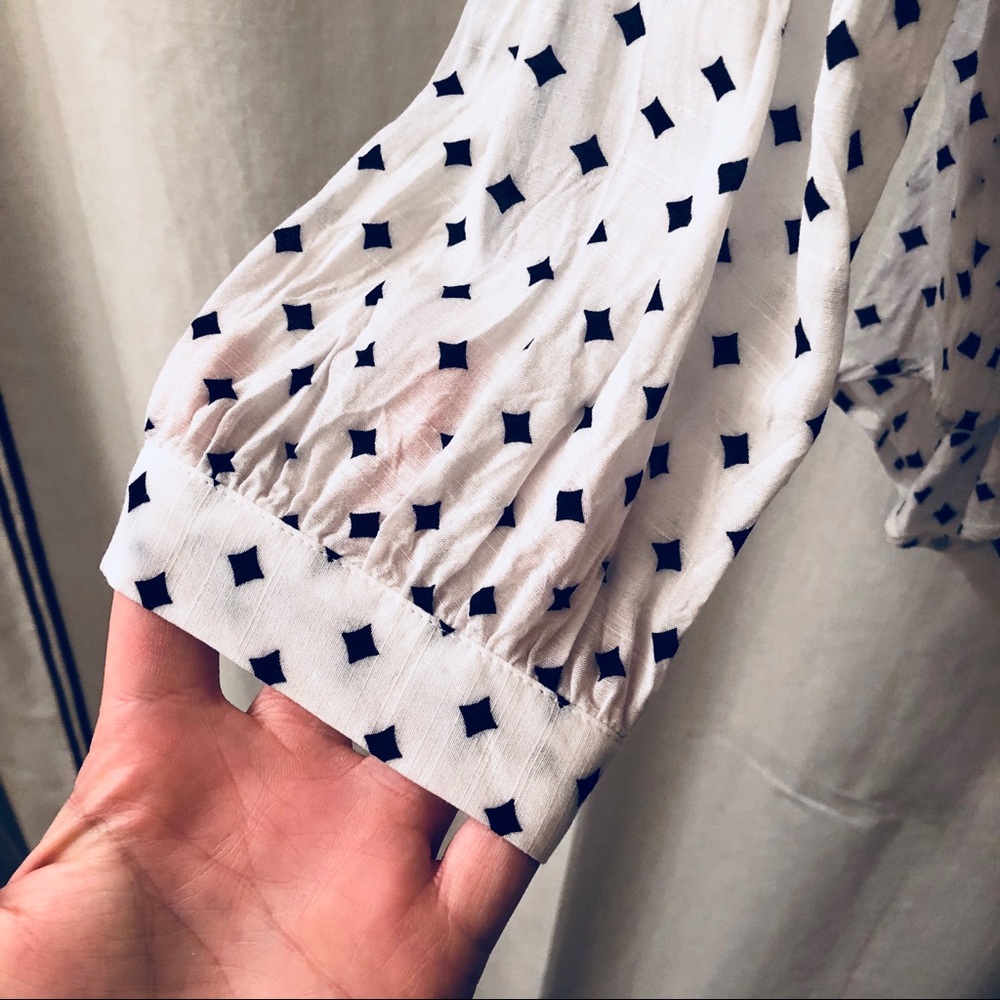 LOFT Button Down Blouse - Picture 5 of 5